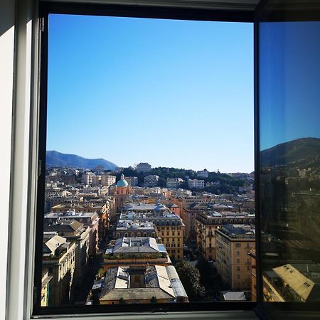 Suite Lambruschini Central With Top City View - Free Covered Parking 热那亚 外观 照片