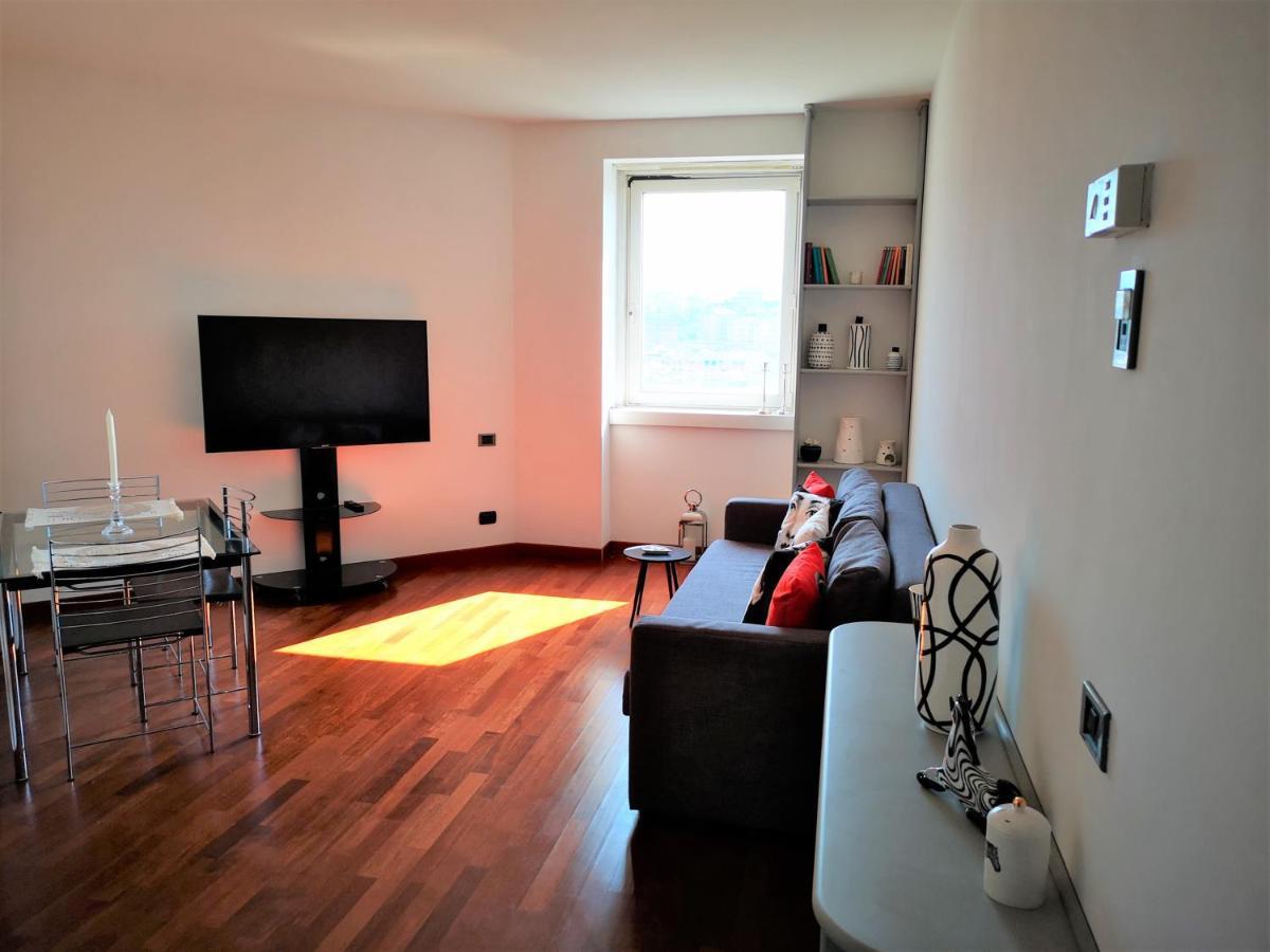 Suite Lambruschini Central With Top City View - Free Covered Parking 热那亚 外观 照片