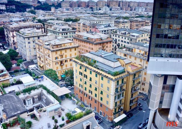 Suite Lambruschini Central With Top City View - Free Covered Parking 热那亚 外观 照片