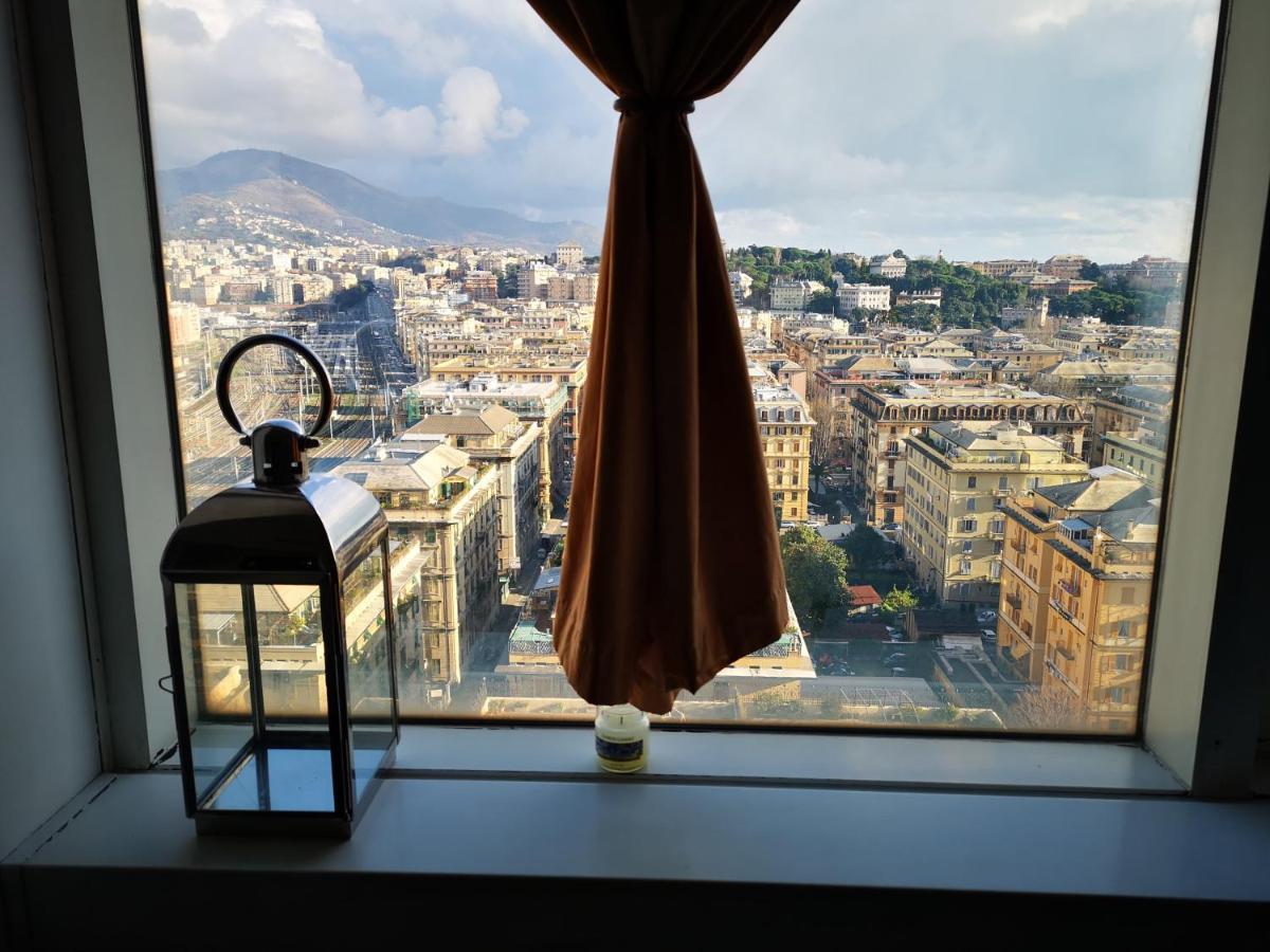 Suite Lambruschini Central With Top City View - Free Covered Parking 热那亚 外观 照片
