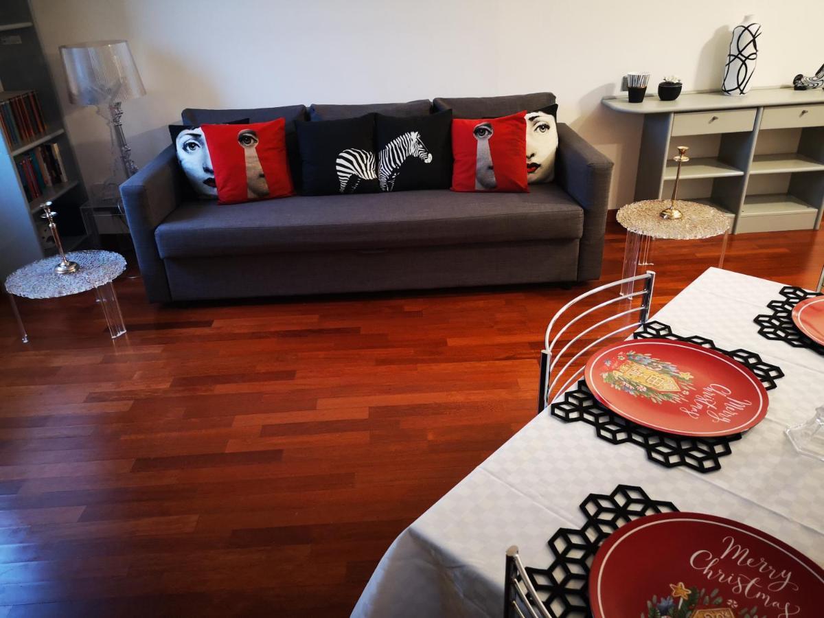 Suite Lambruschini Central With Top City View - Free Covered Parking 热那亚 外观 照片