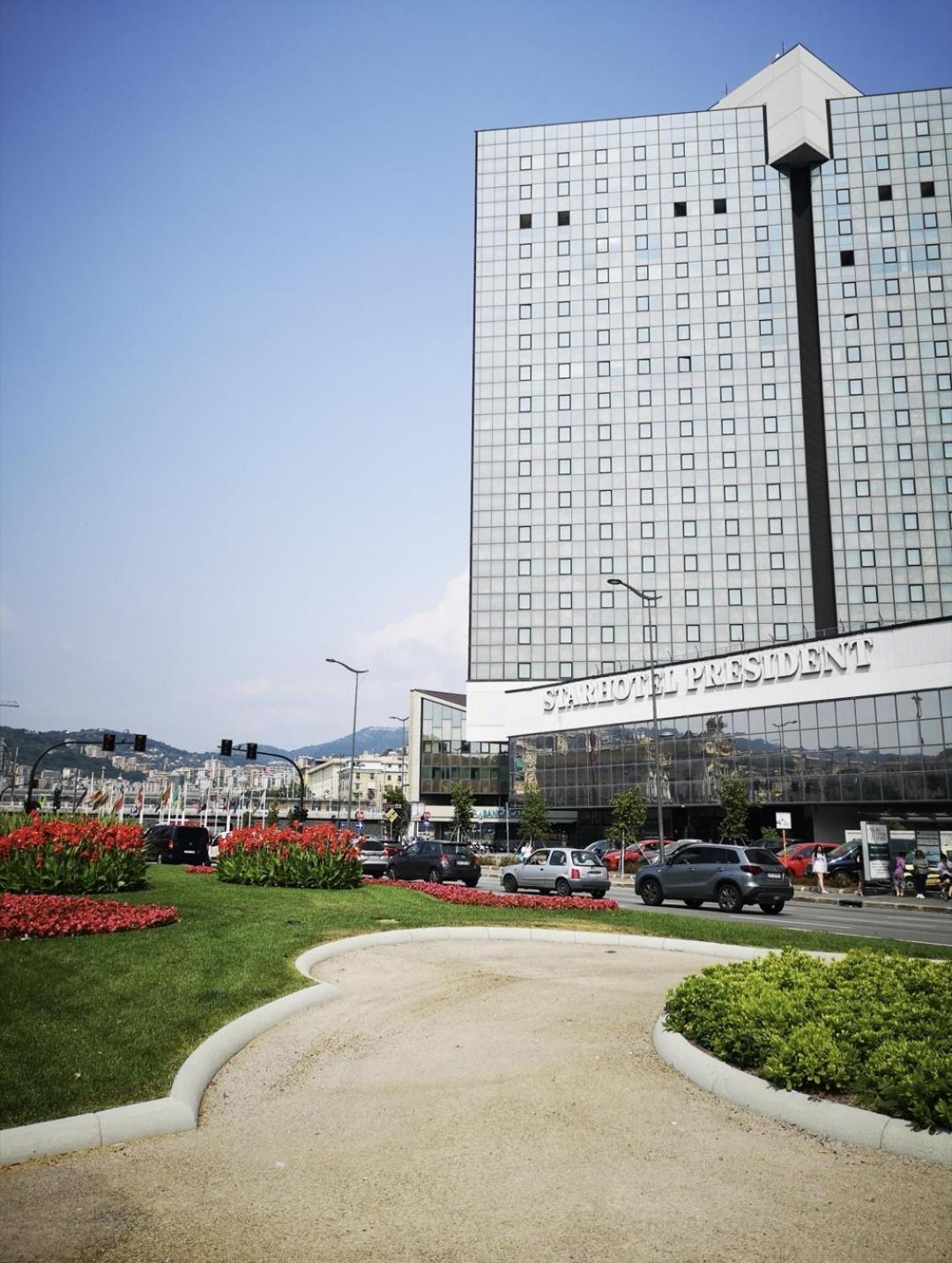 Suite Lambruschini Central With Top City View - Free Covered Parking 热那亚 外观 照片